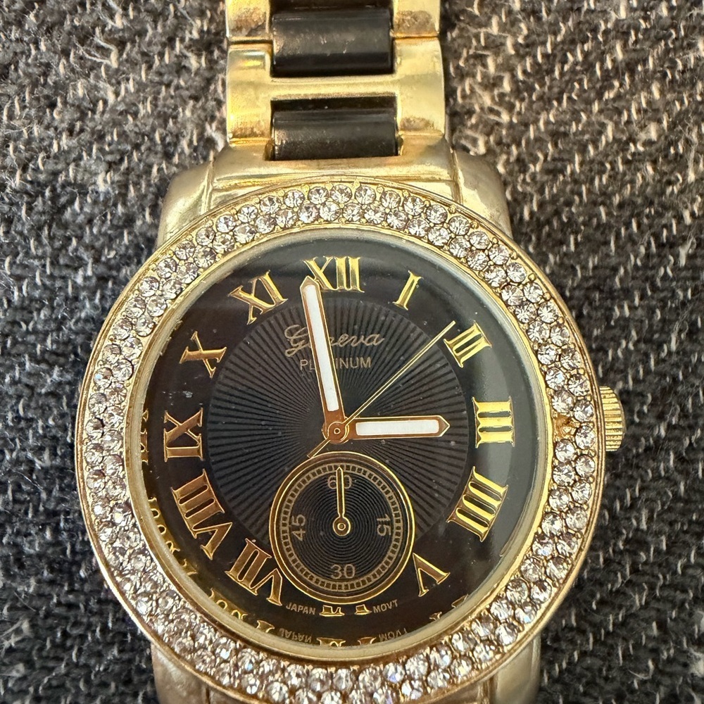 Geneva Platinum 4967 S/S Back Black Gold Tone Bling Bezel Japan Movt Black Face - Picture 3 of 6